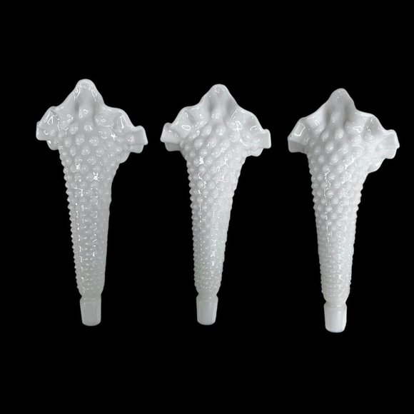 Fenton White Hobnail Epergne 3 Horn Milk Glass Ruffled Trumpet Vase Crimped VTG - Picture 12 of 13